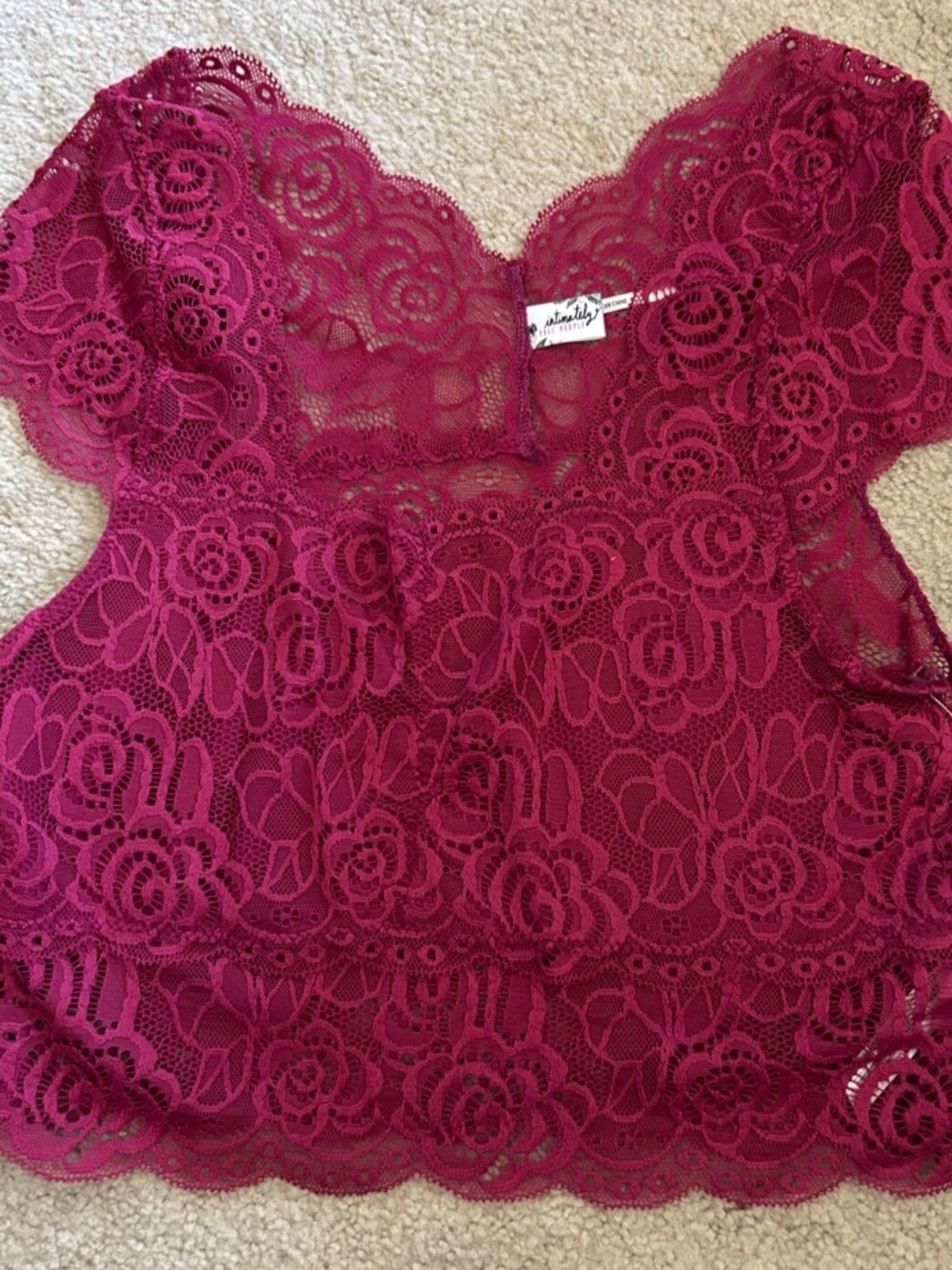 FREE PEOPLE CHASE ME LACE BRAMI, COLOR RASPBERRY, SIZE L